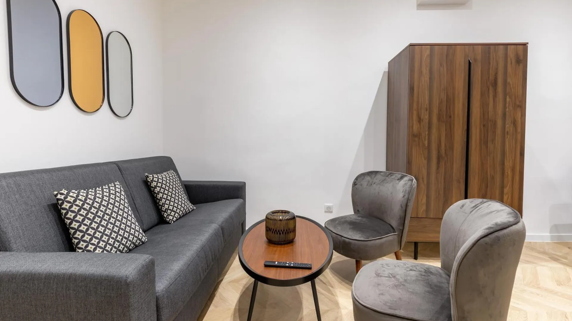 Hsh St Germain/Jardin Du Luxembourg : Luxury Apartment Paris